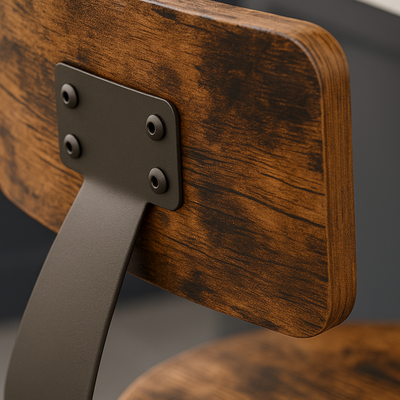 Détail du dossier en bois avec fixation métallique industrielle