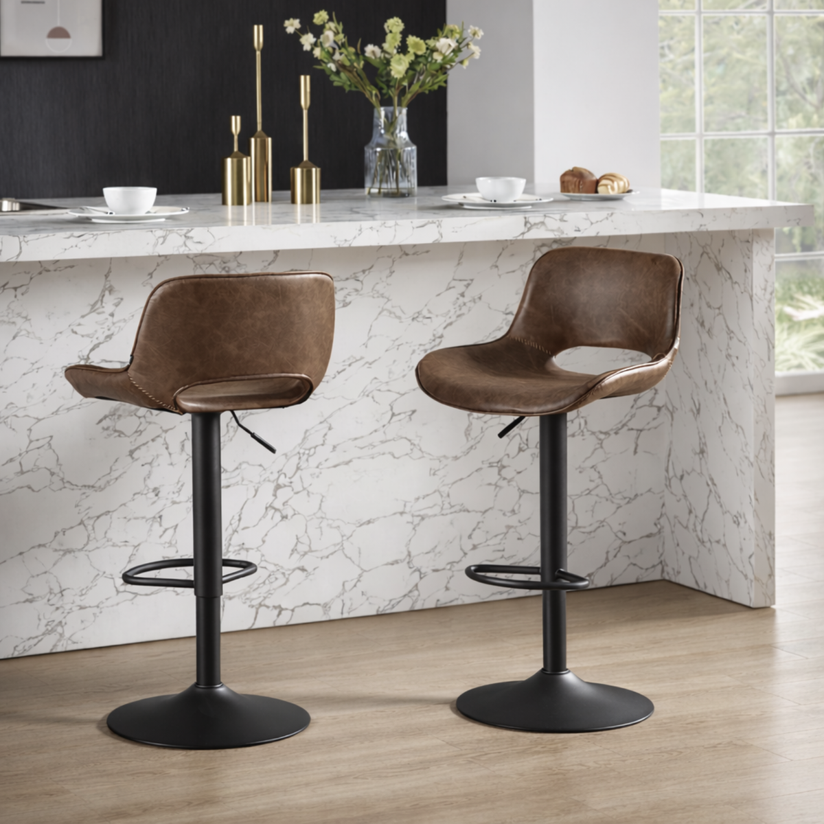 Chaises de bar au design vintage et ajouré – Darwin