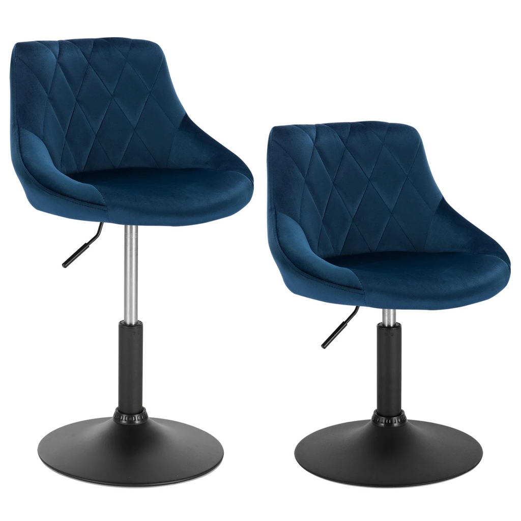 Deux chaises de bar bleues en velours avec structure noire